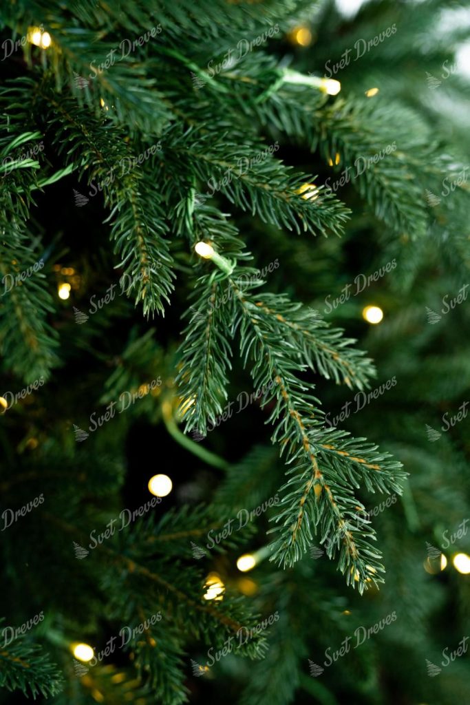 Umetno božično drevo 3D Smreka Gorska LED, detajli igel