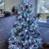 Umetno božično drevo Beli Bor LED 180cm