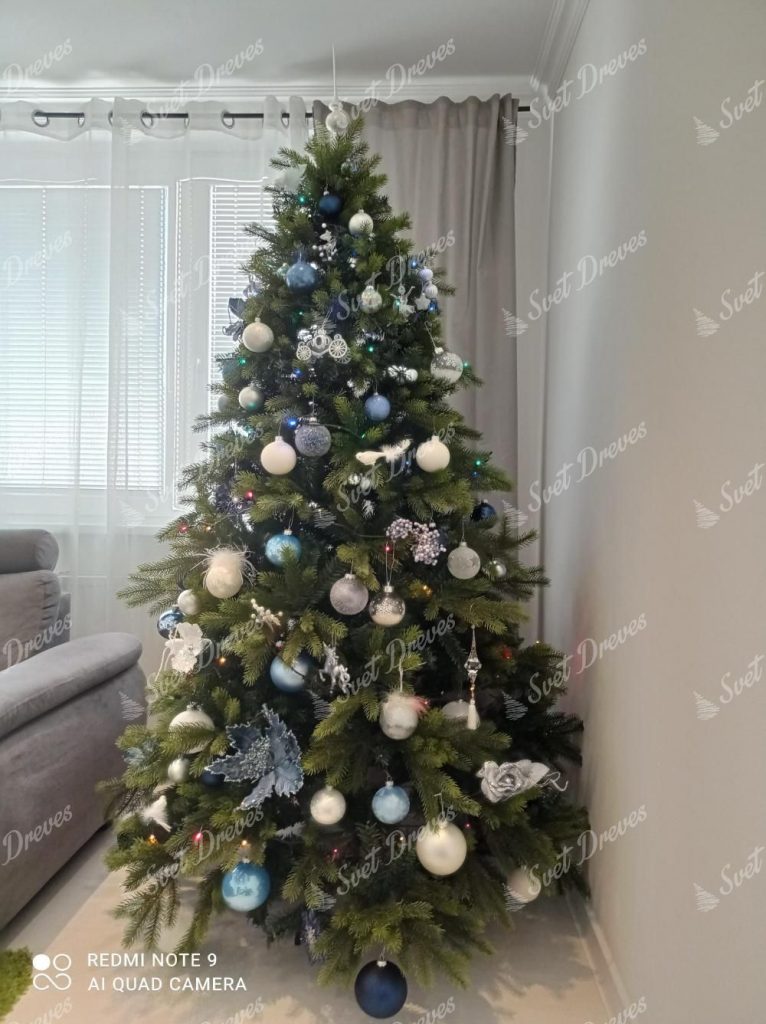 Božično drevo 3D Smreka Skandinavska 210cm